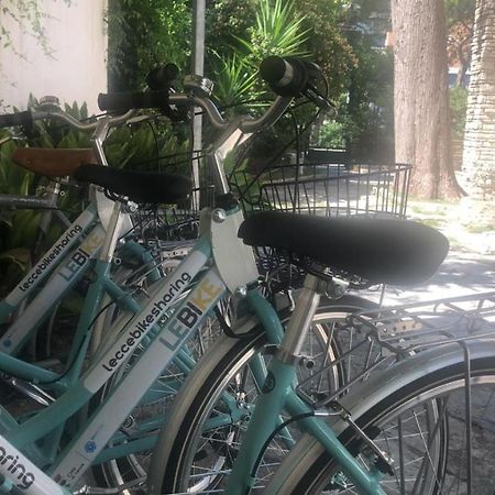 Villa Domus Salento Suites & Rooms Con Parcheggio Privato In Loco เลชเช ภายนอก รูปภาพ