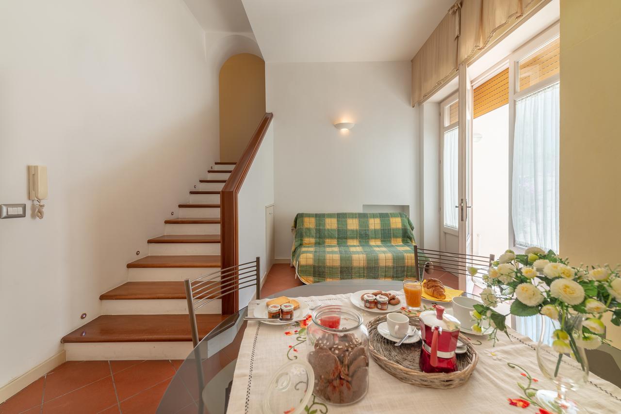 Villa Domus Salento Suites & Rooms Con Parcheggio Privato In Loco เลชเช ภายนอก รูปภาพ